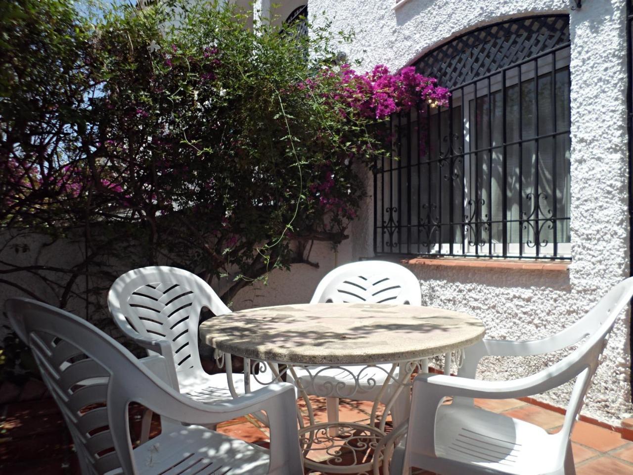 Verano Azul 12 Menyber Nerja Exterior photo